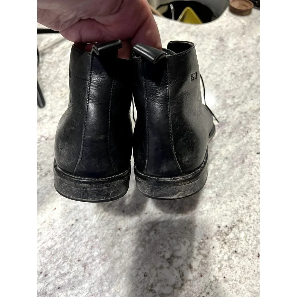 Hugo Boss Mens Black Leather Square Toe Chukka Boots Size 9 Lace Up Ankle‎ 10750